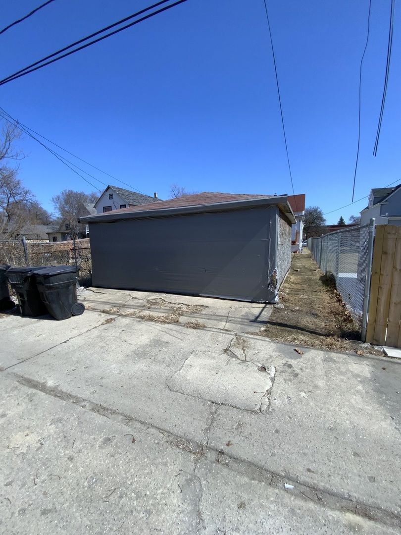 408 N Lockwood Avenue