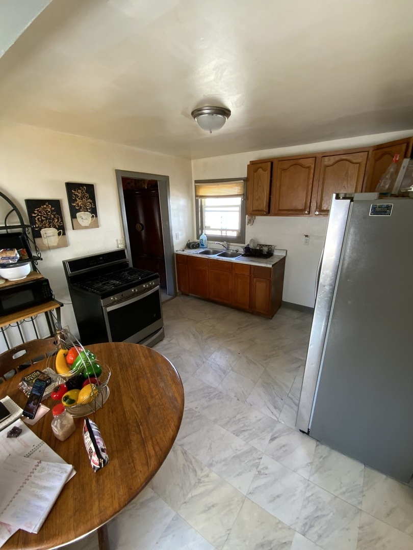 408 N Lockwood Avenue