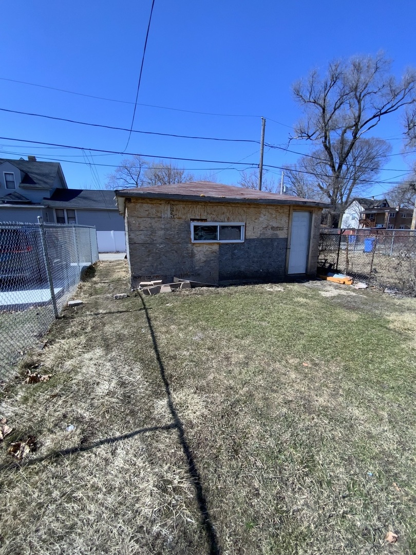 408 N Lockwood Avenue