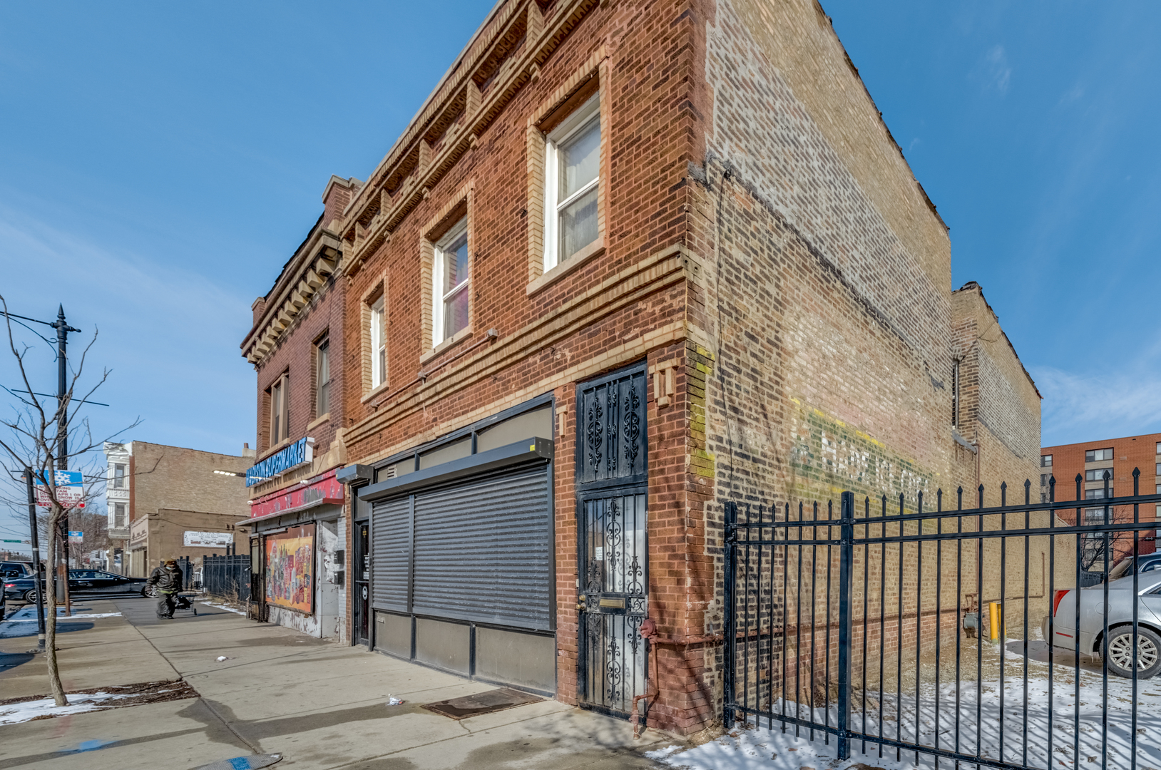 3822 W Madison Street