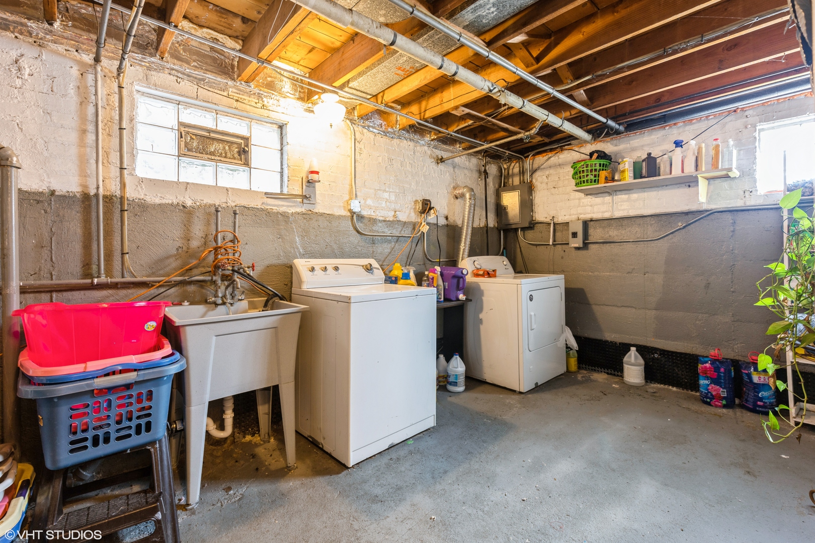 9823 S Ingleside Avenue