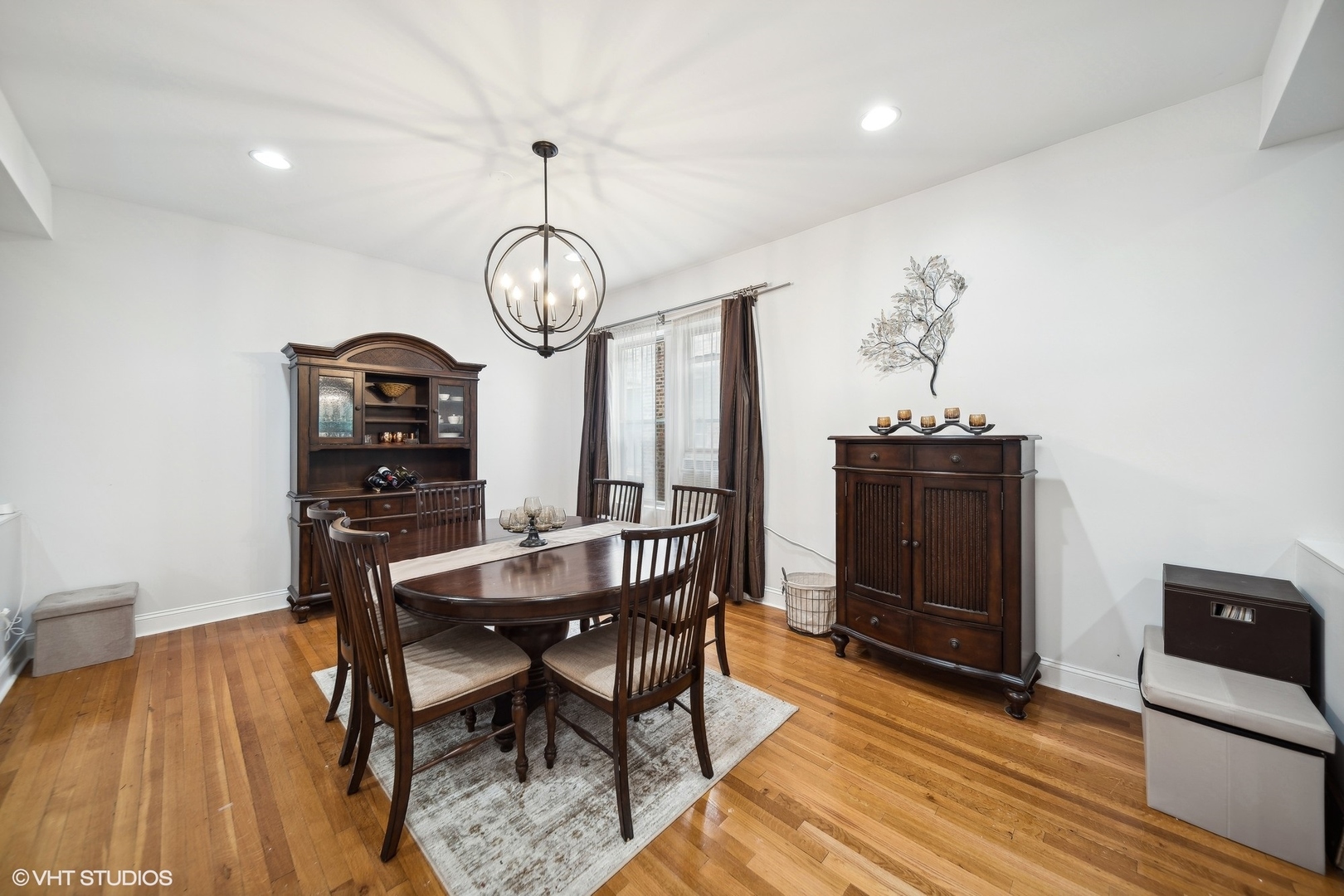 1055 E Hyde Park Boulevard Unit: 3