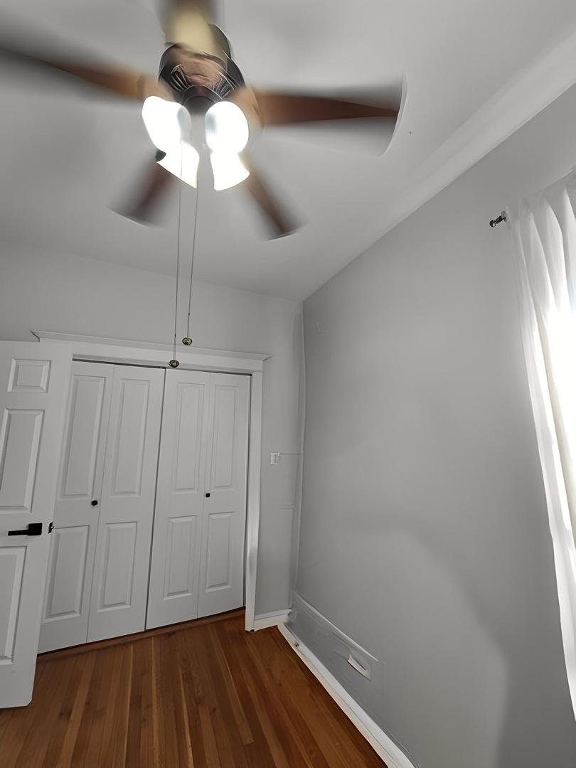 1055 E Hyde Park Boulevard Unit: 3