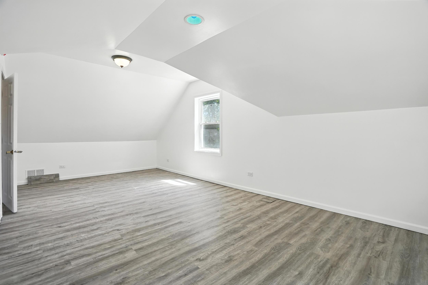228 E 141st Street