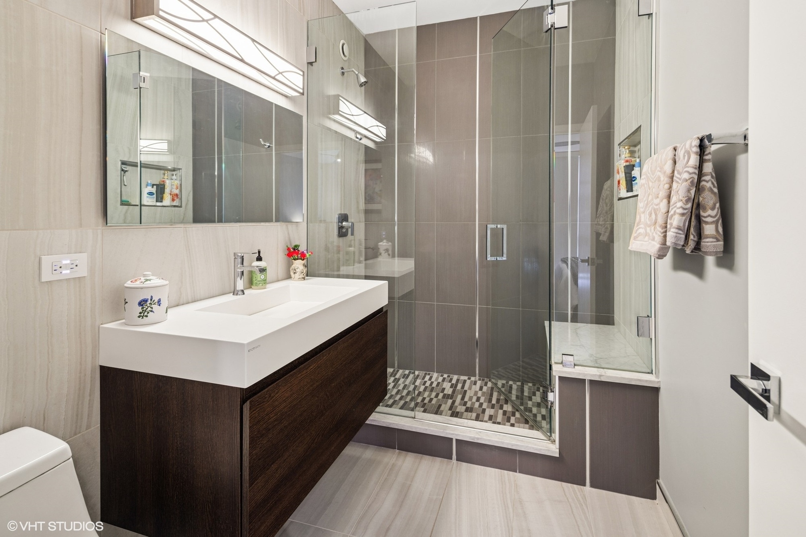 1101 S State Street Unit: 2202