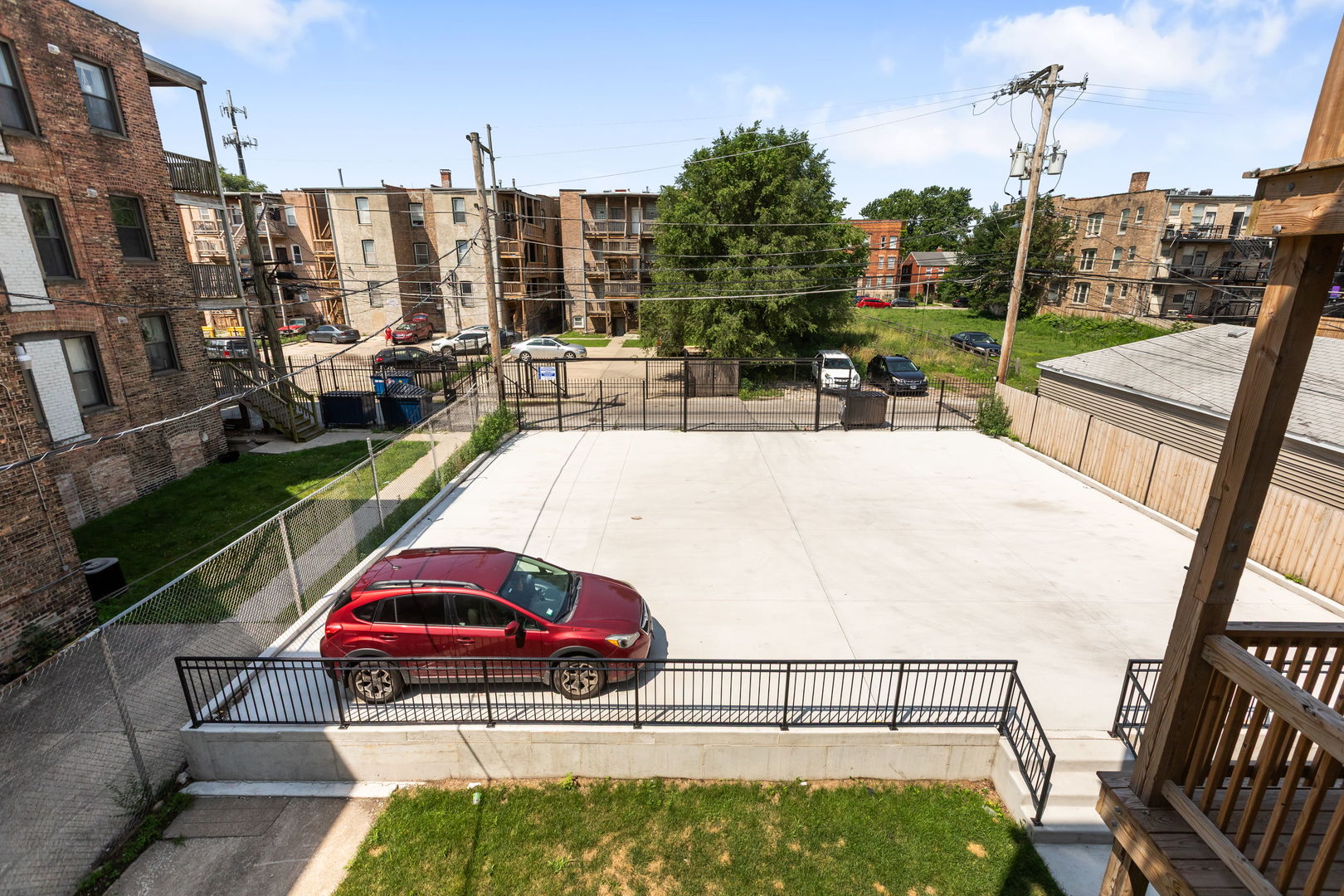 5724 S King Drive Unit: 2