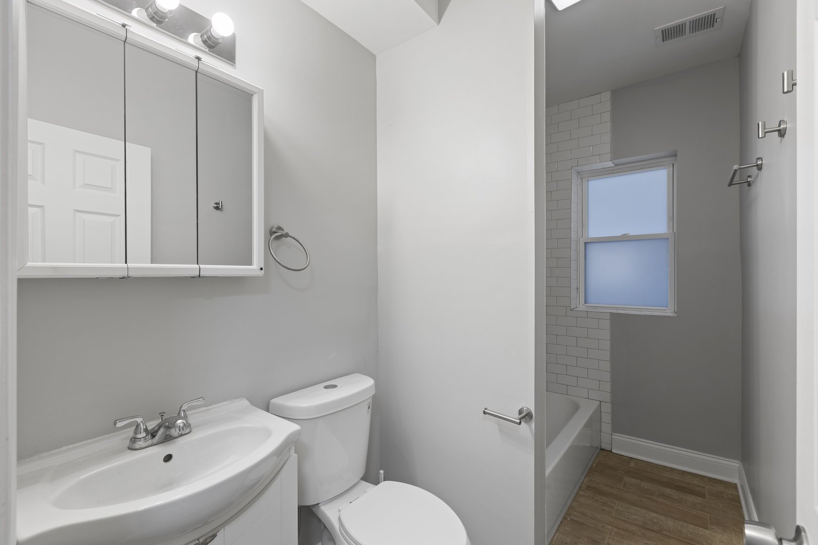 8129 S Maryland Avenue Unit: 1