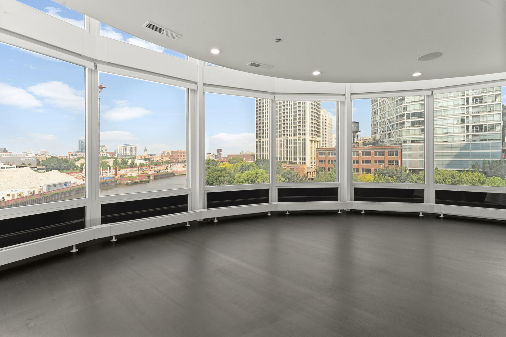 600 N Kingsbury Street Unit: 506