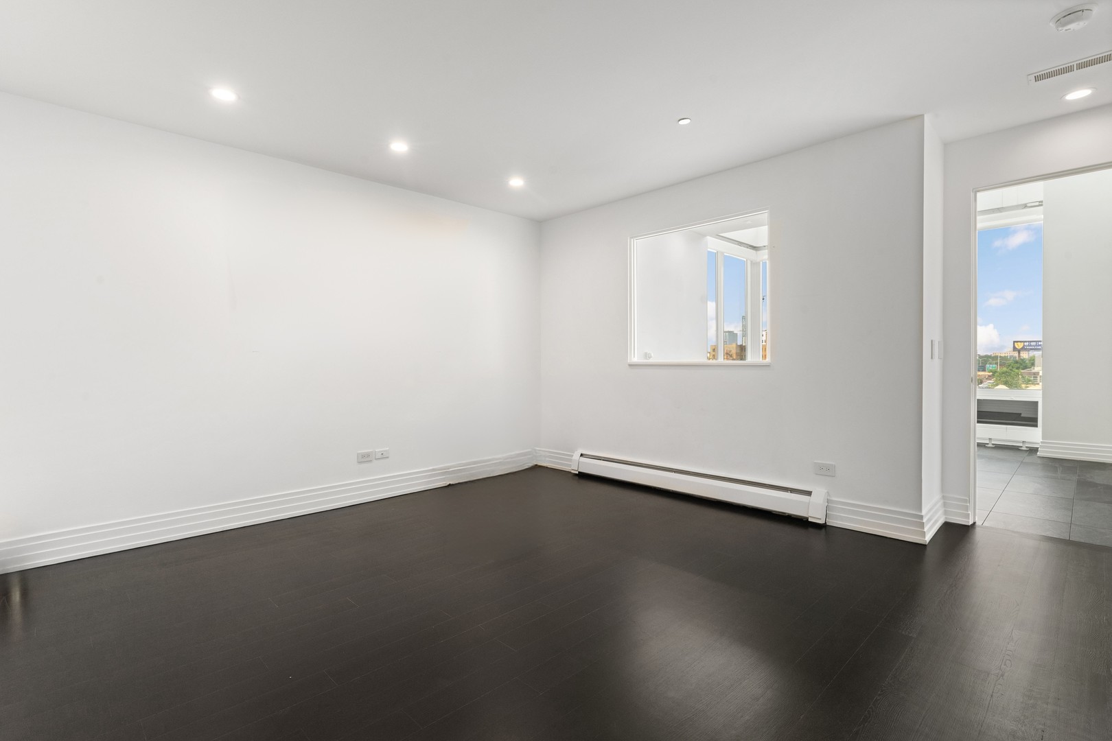 600 N Kingsbury Street Unit: 506