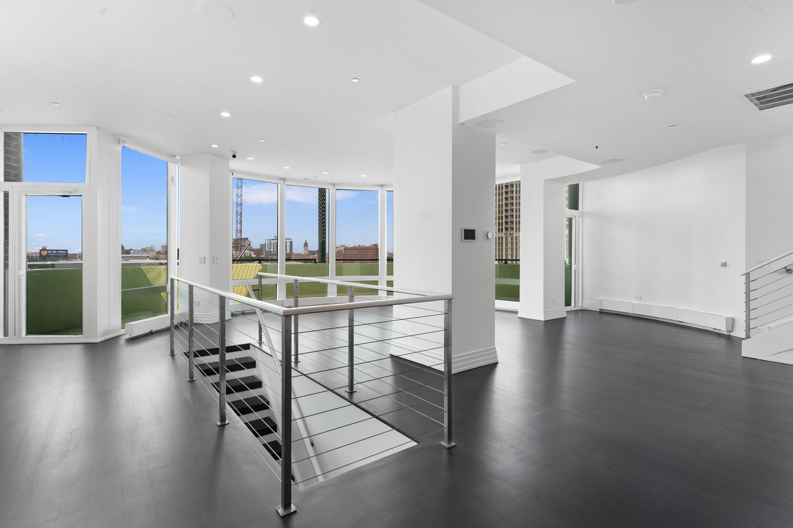 600 N Kingsbury Street Unit: 506