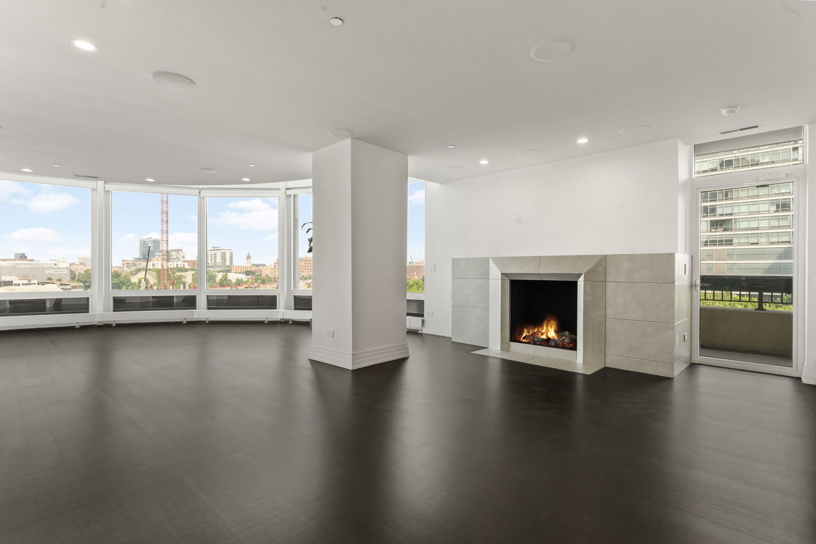 600 N Kingsbury Street Unit: 506