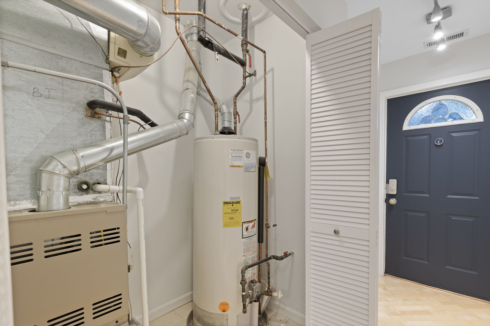 3976 S Ellis Avenue Unit: GS