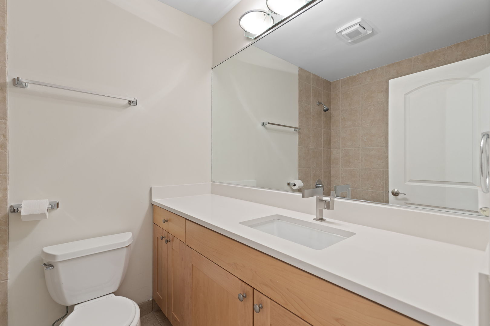 3976 S Ellis Avenue Unit: GS