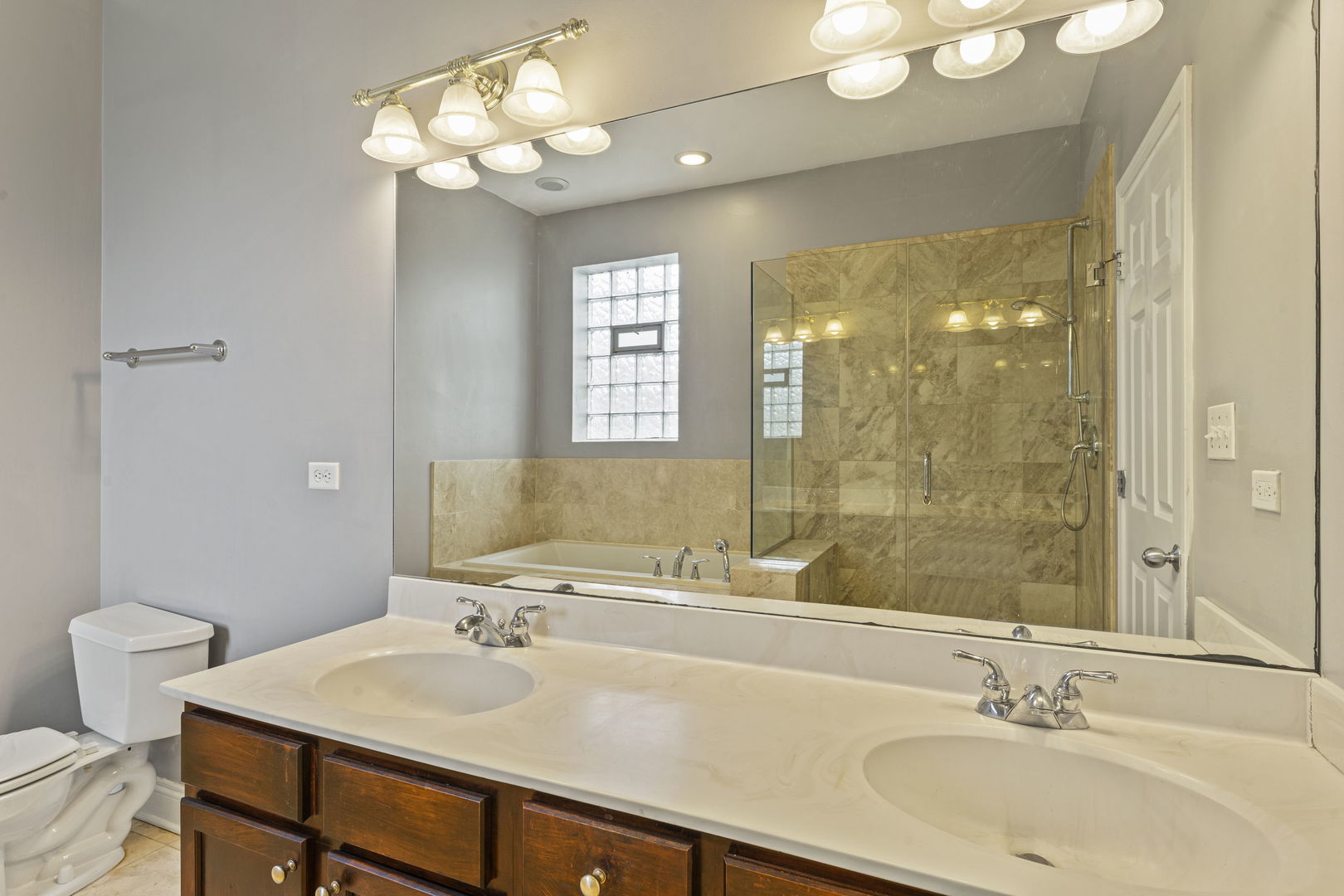 4532 S INDIANA Avenue Unit: 2N