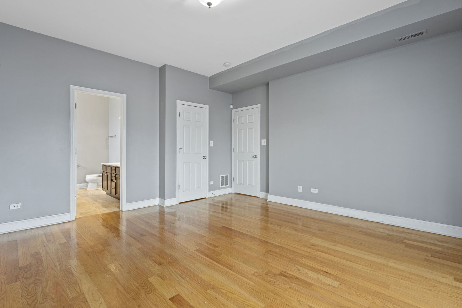 4532 S INDIANA Avenue Unit: 2N