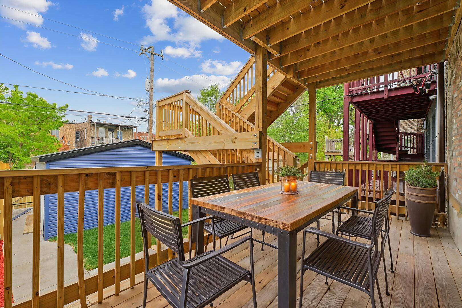 6430 S Eberhart Avenue