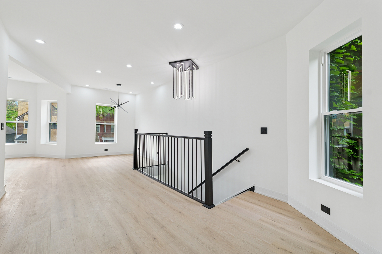 6430 S Eberhart Avenue