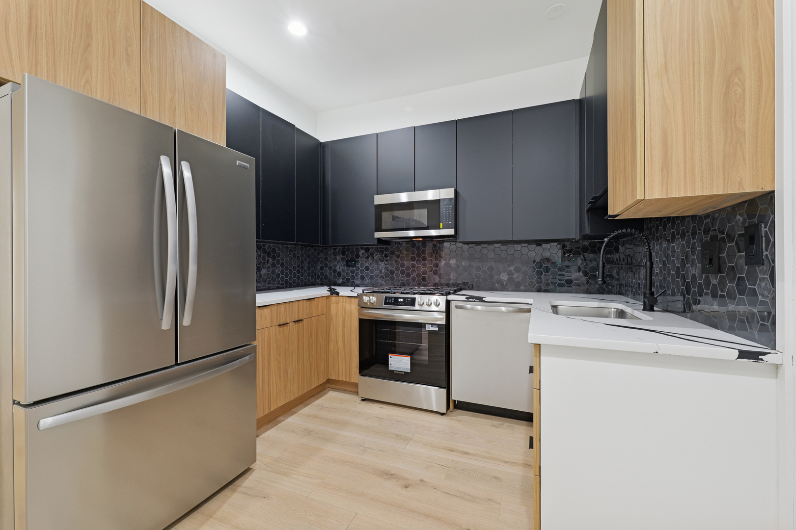 6430 S Eberhart Avenue