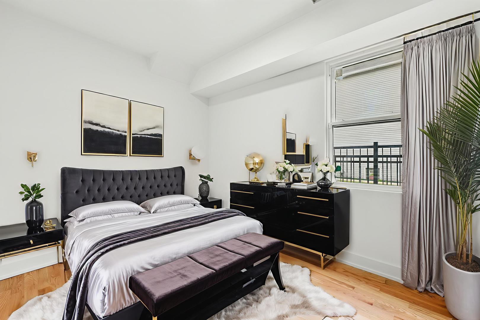 6327 S Langley Avenue S Unit: 2