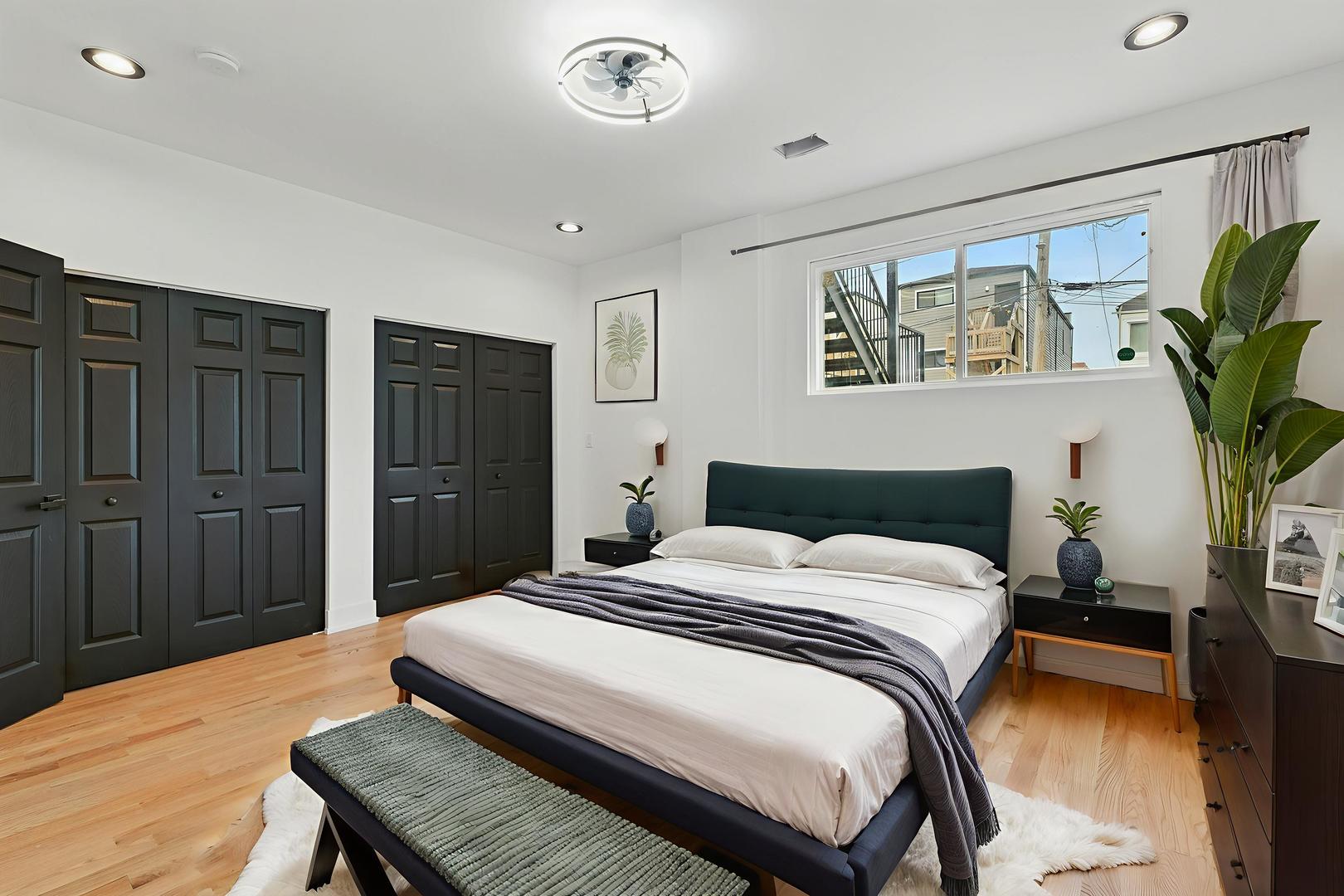 6327 S Langley Avenue S Unit: 2