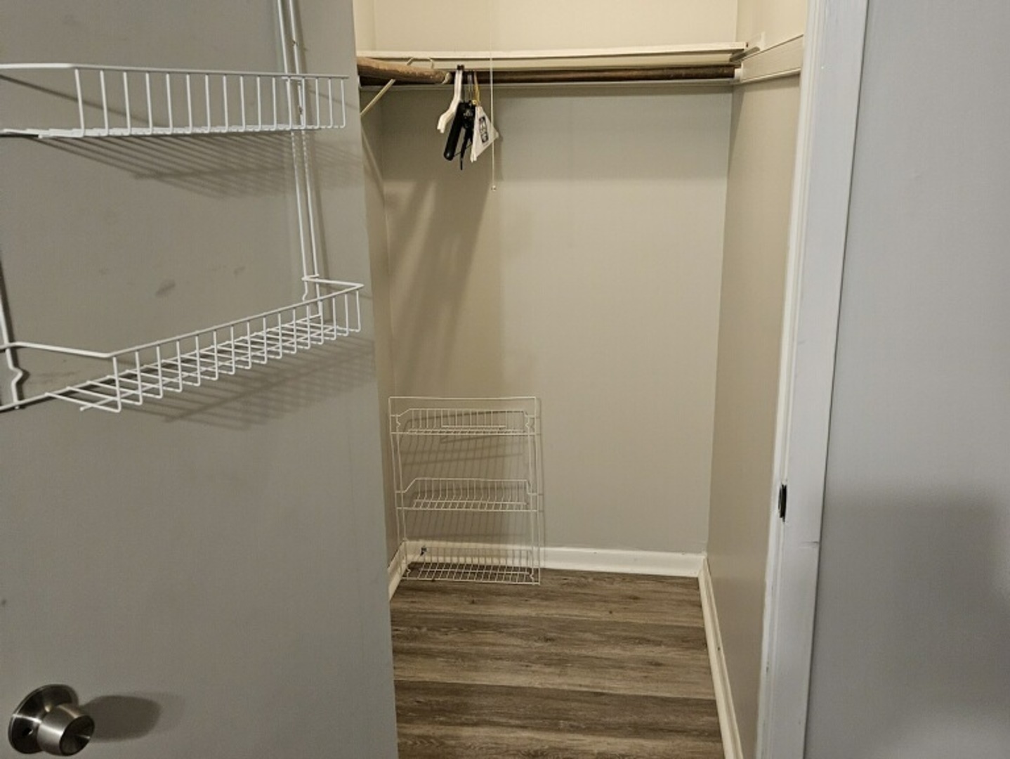 4652 Custer Avenue Unit: 1S