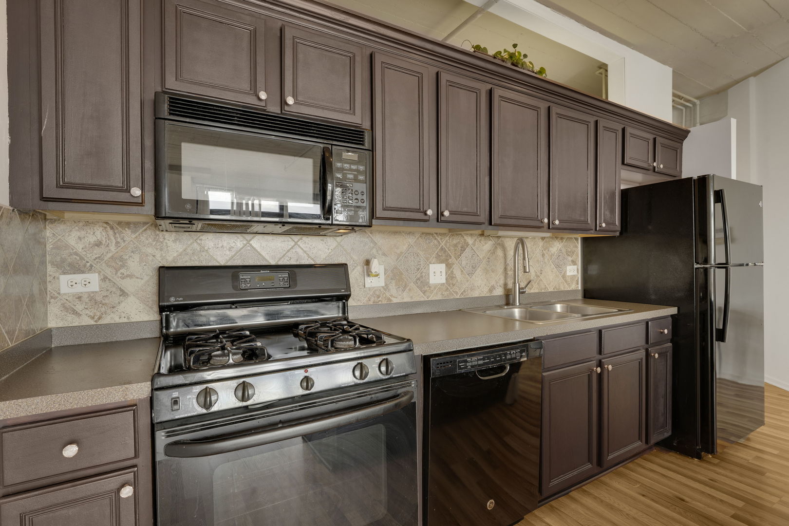 1524 S Sangamon Street Unit: 513