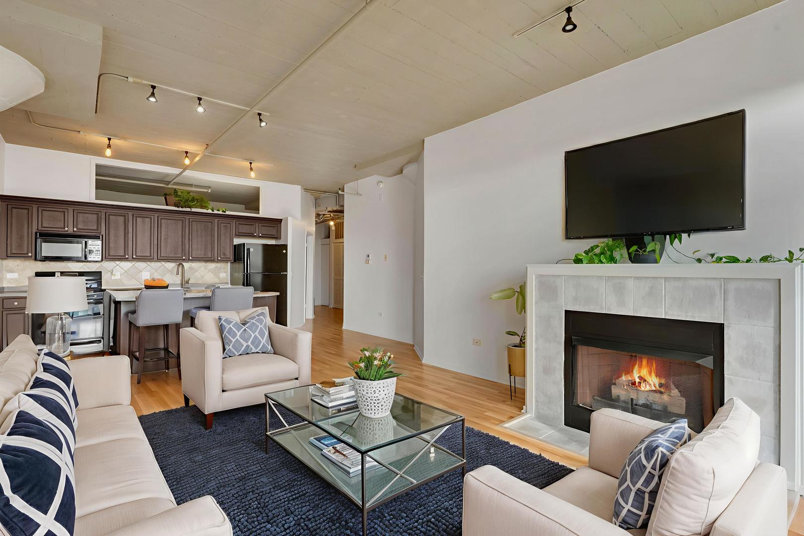 1524 S Sangamon Street Unit: 513