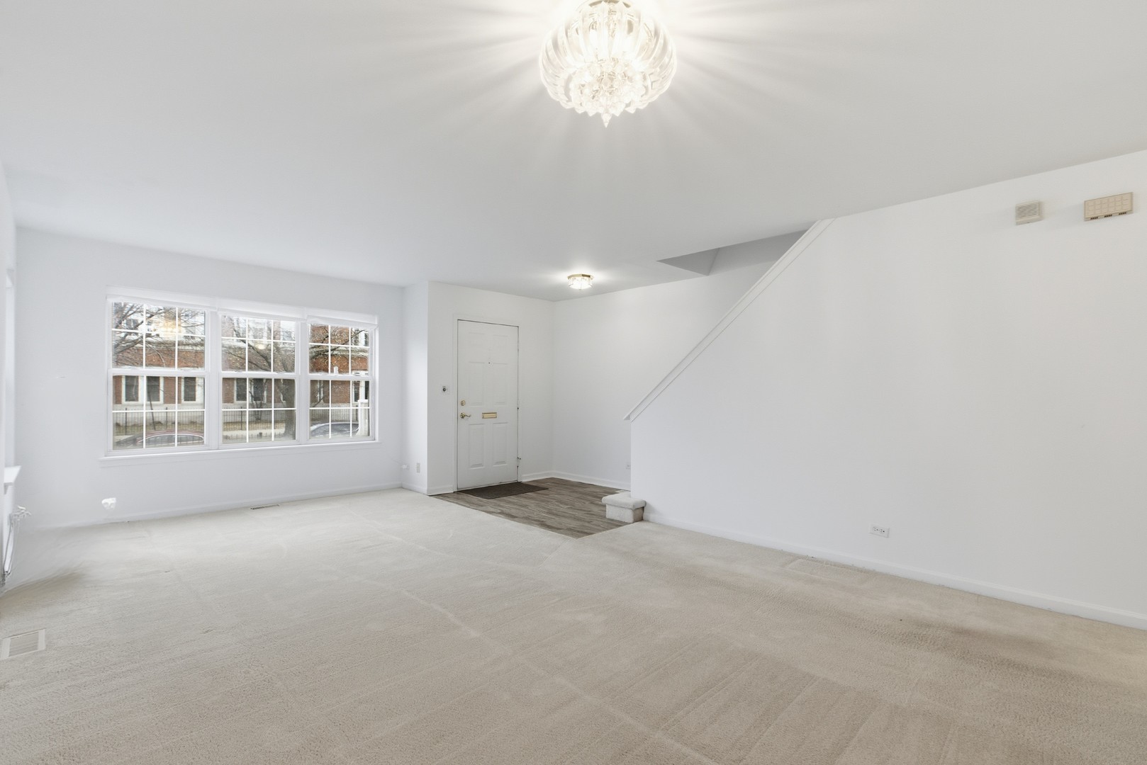 6941 S East End Avenue