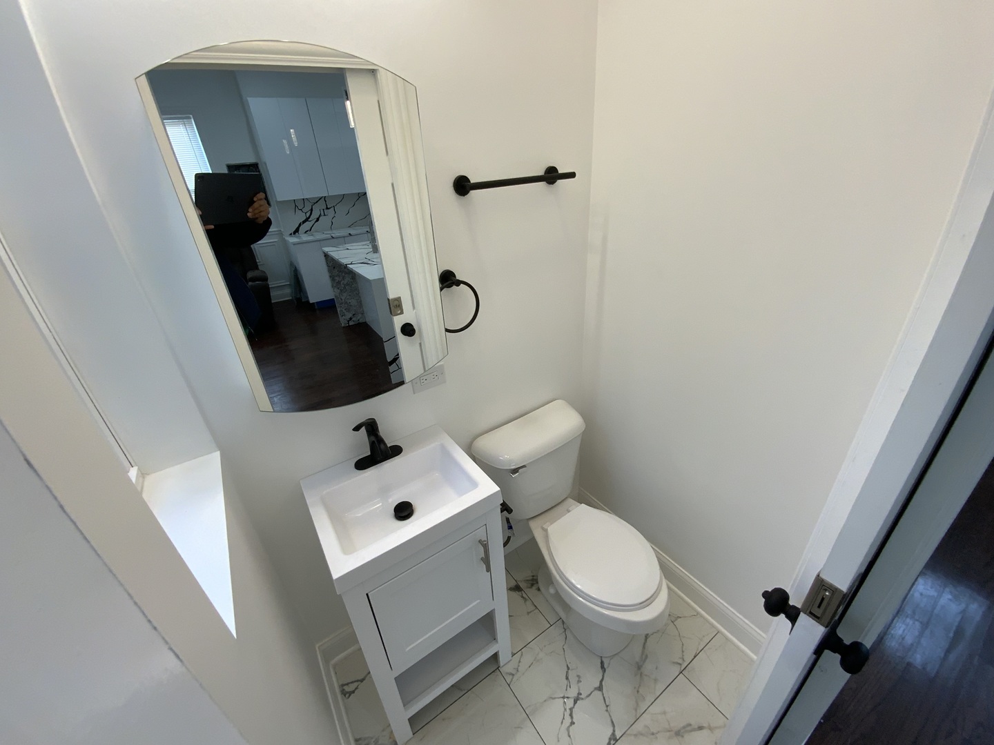 419 E 75th Street Unit: 3