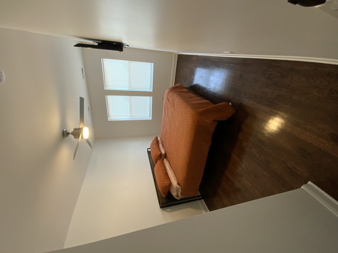 419 E 75th Street Unit: 3