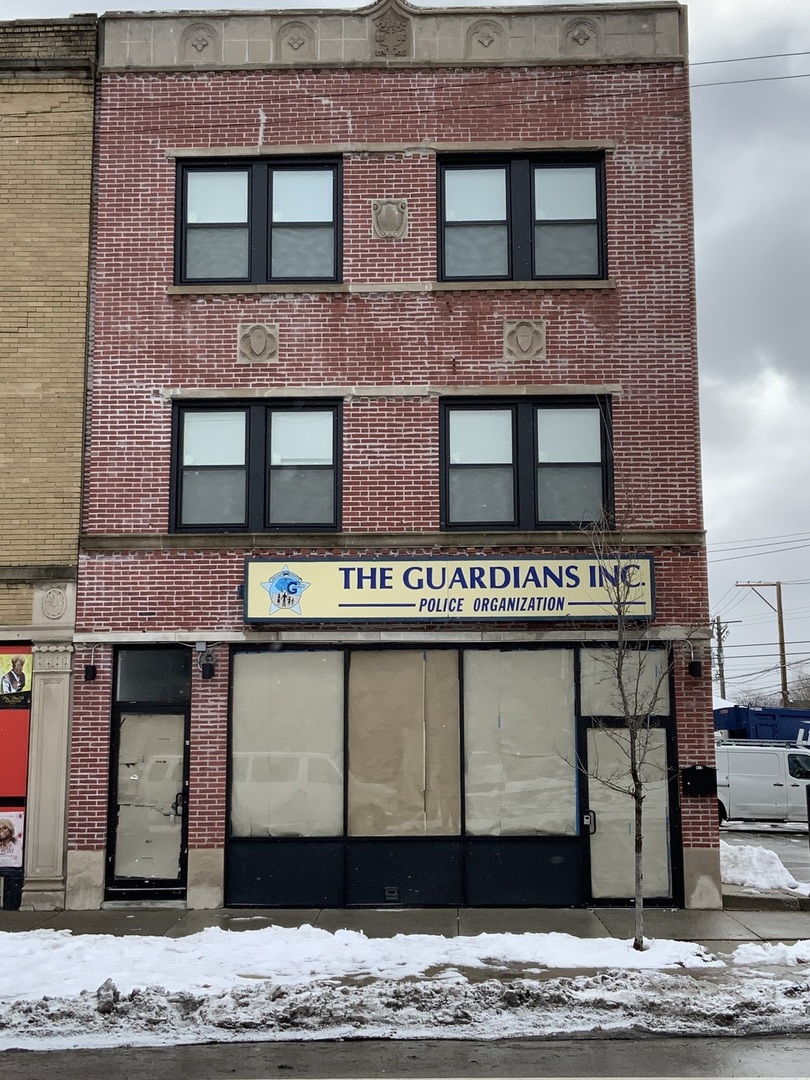 419 E 75th Street Unit: 3