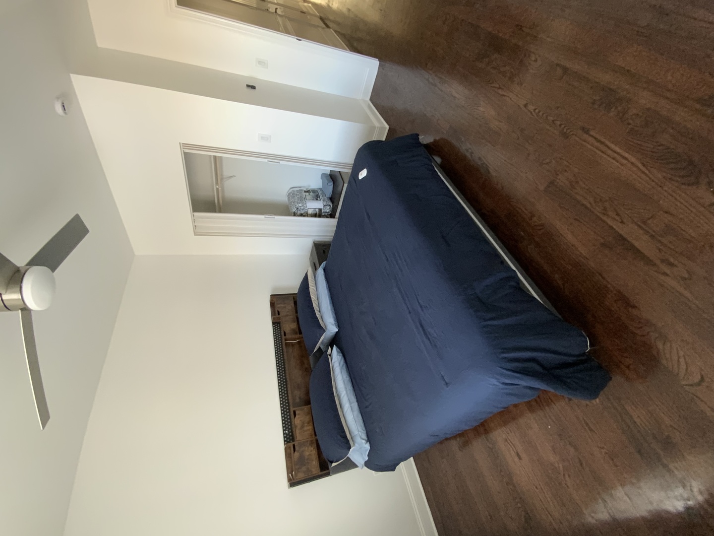 419 E 75th Street Unit: 3