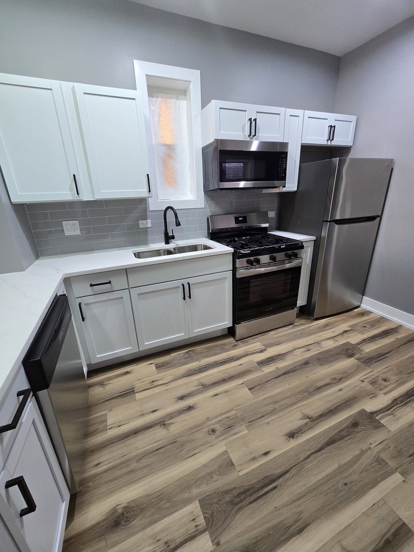 3732 S Calumet Avenue Unit: 2