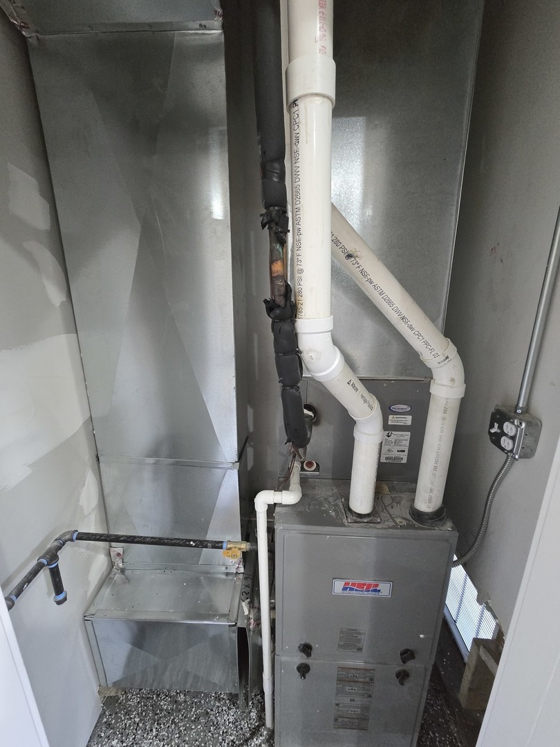 3732 S Calumet Avenue Unit: 2