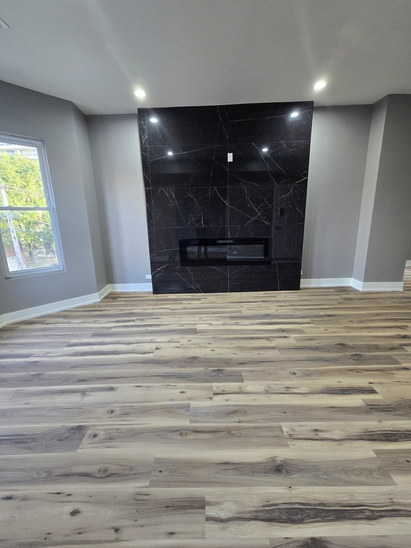 3732 S Calumet Avenue Unit: 2