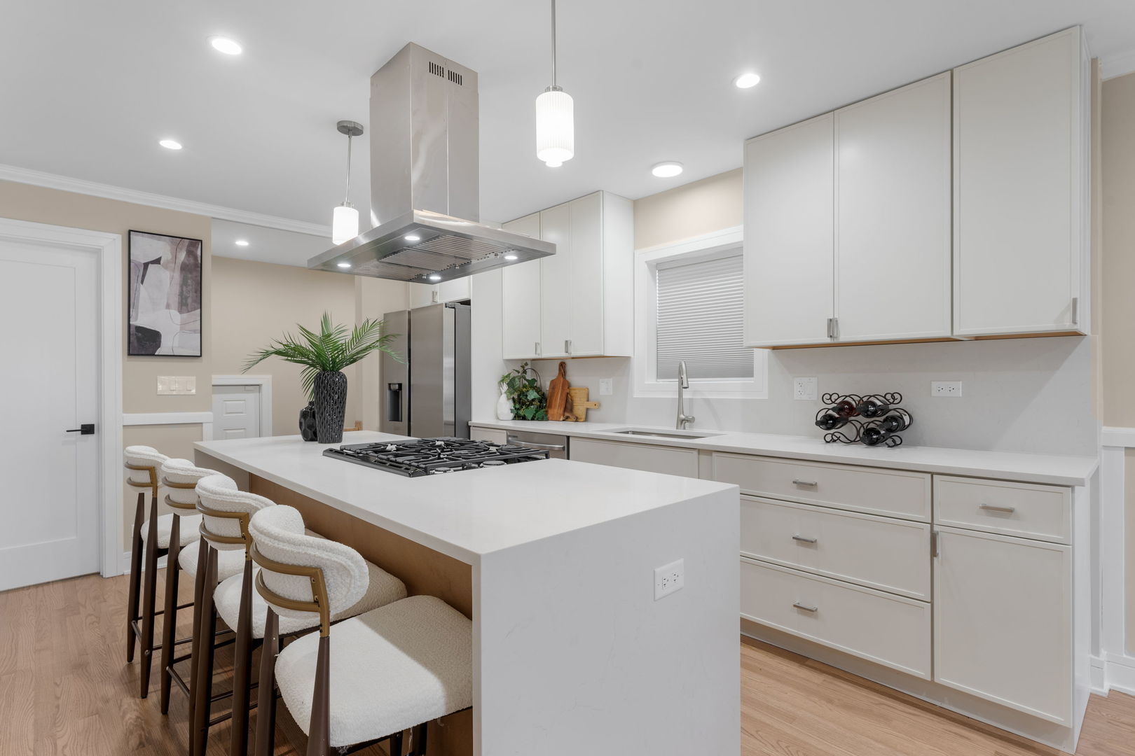 8549 S Indiana Avenue