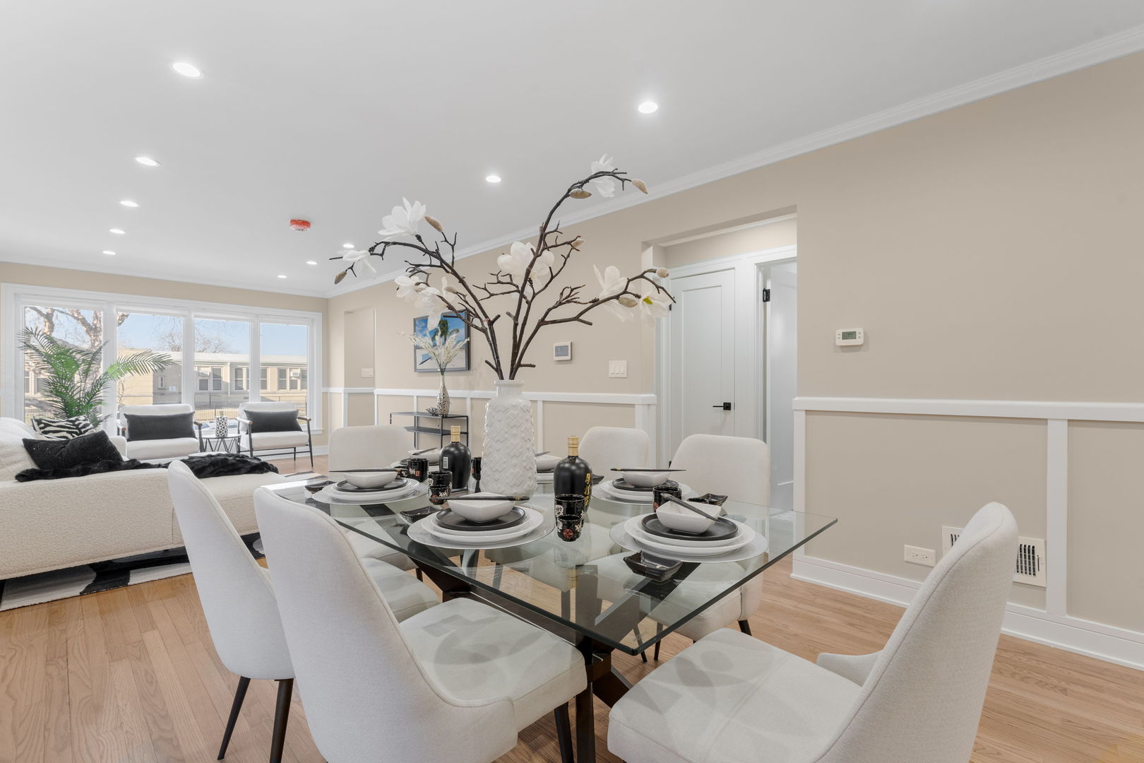 8549 S Indiana Avenue