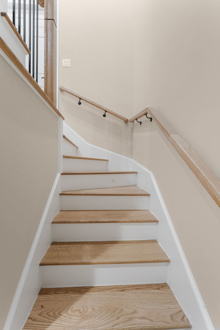 8549 S Indiana Avenue