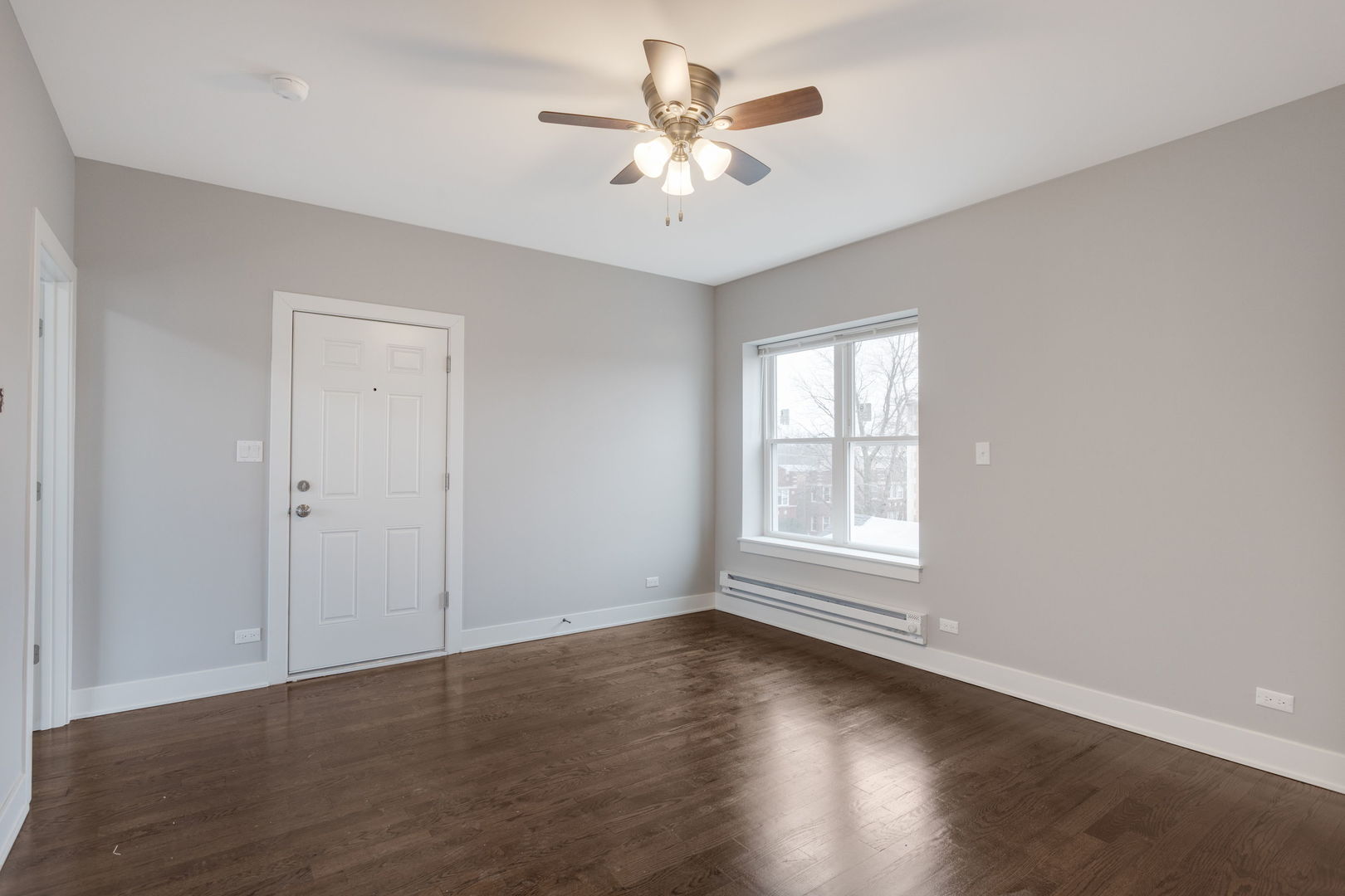 8022 S Ellis Avenue Unit: 1B