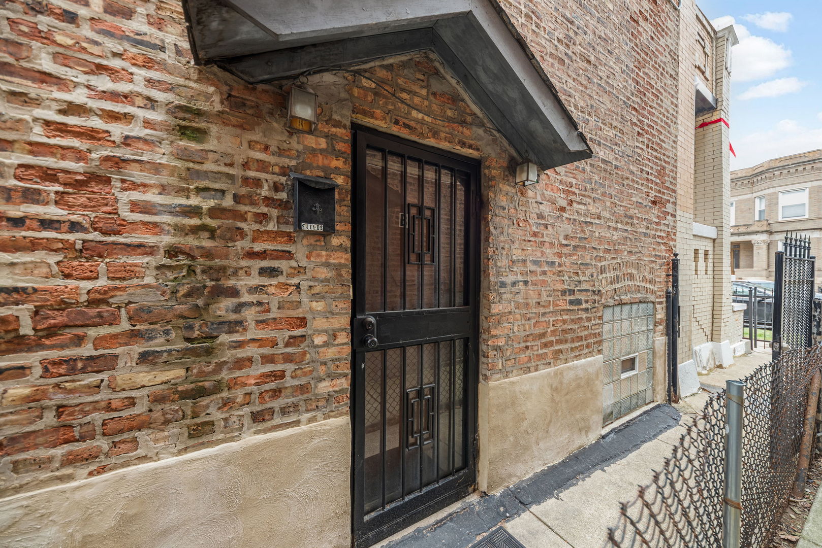 6148 S Rhodes Avenue