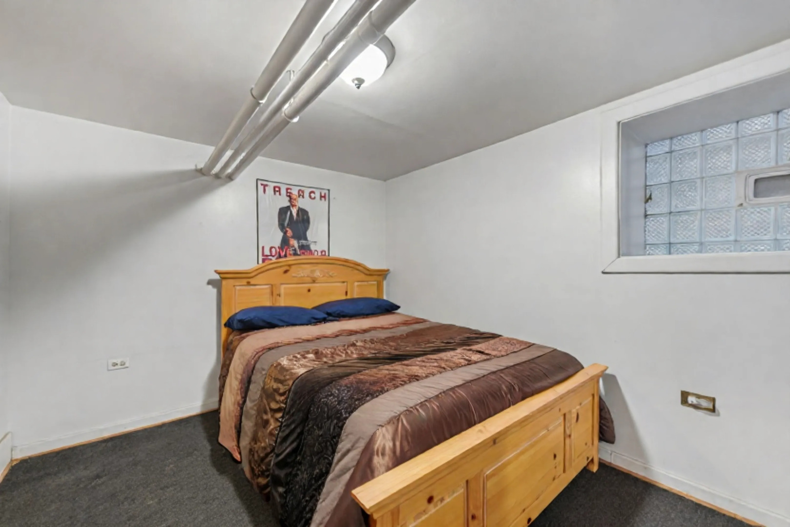 6148 S Rhodes Avenue