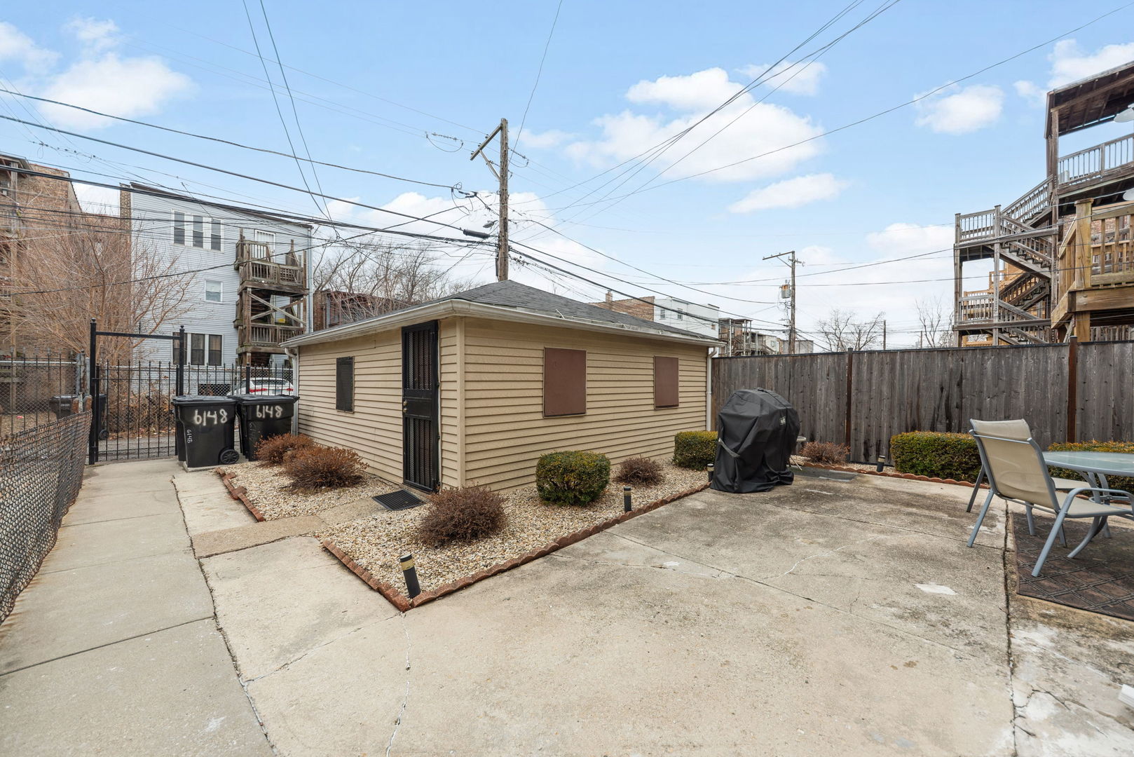 6148 S Rhodes Avenue