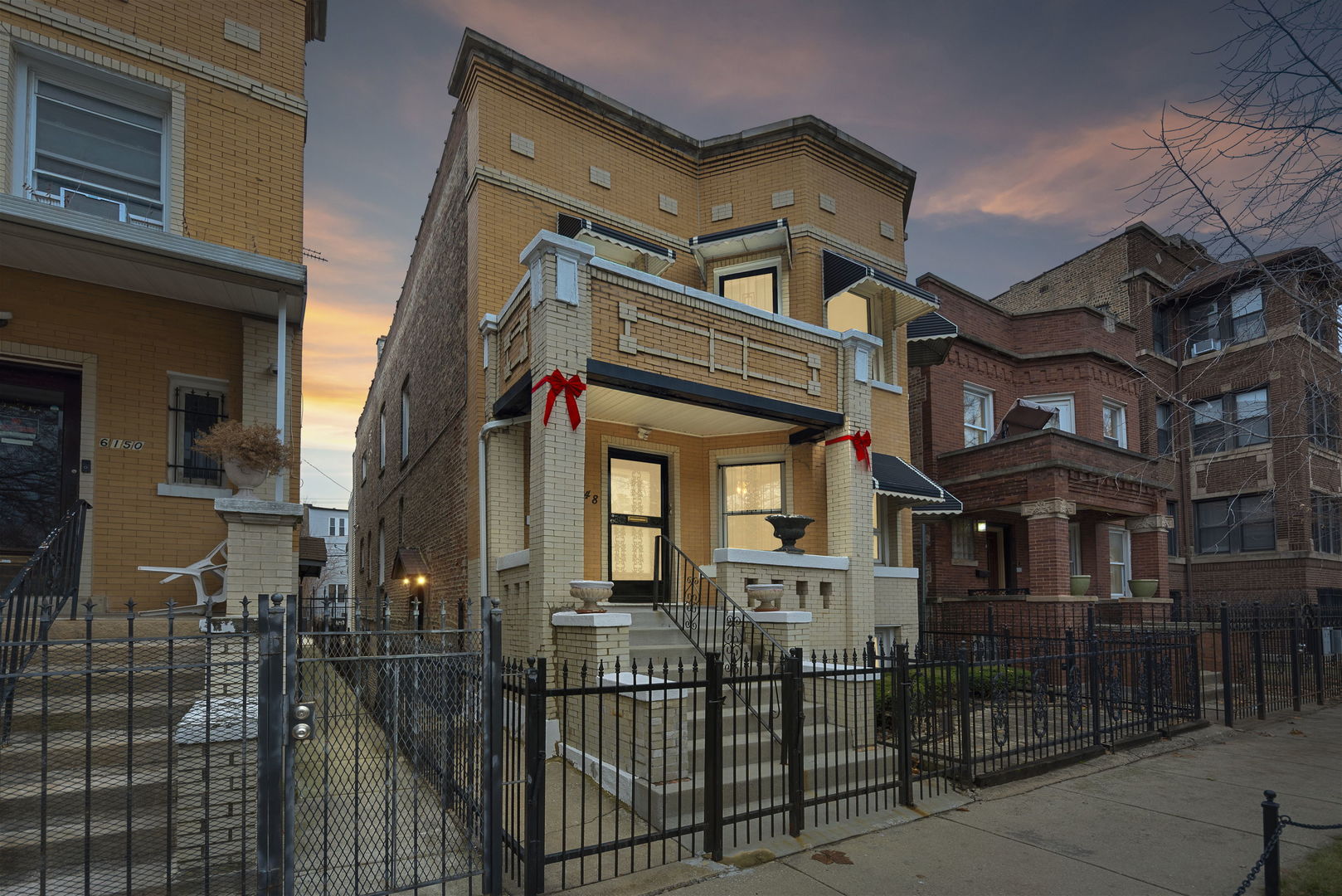 6148 S Rhodes Avenue