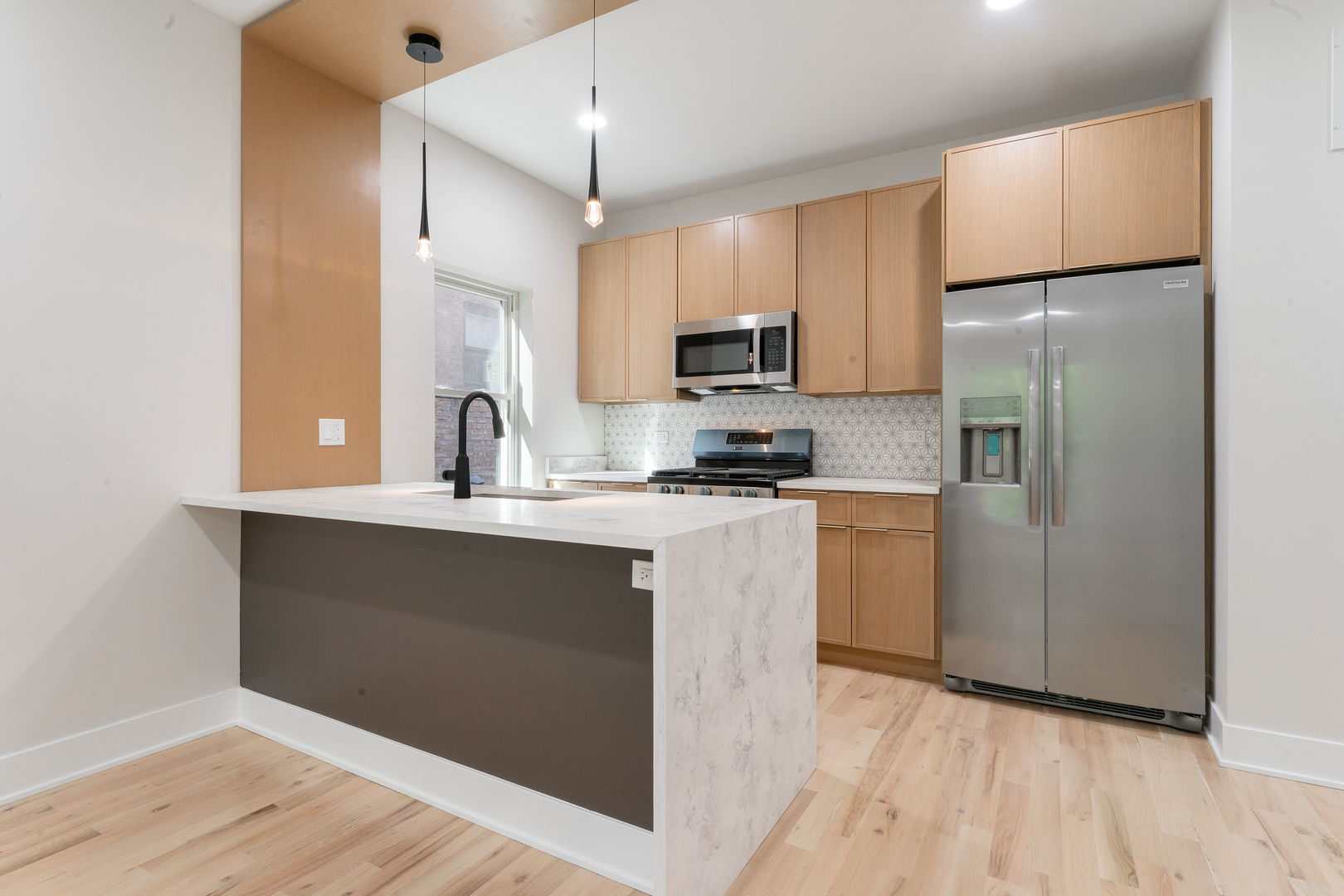 6408 S Vernon Avenue Unit: 2