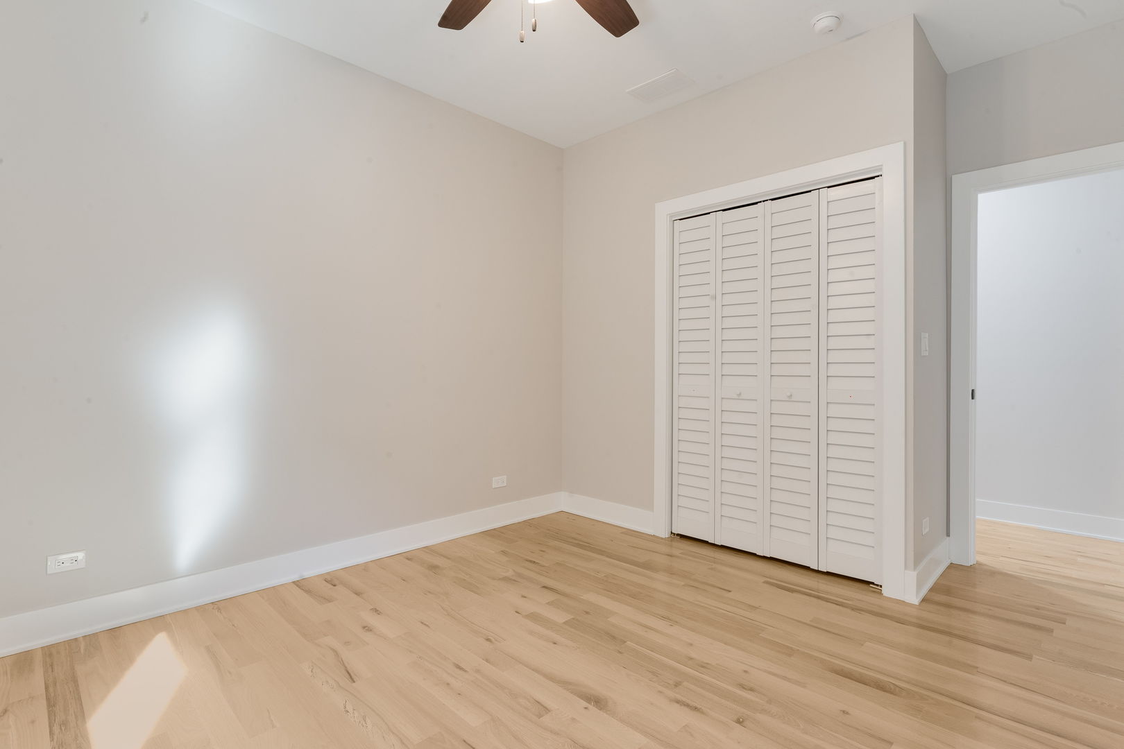 6408 S Vernon Avenue Unit: 2