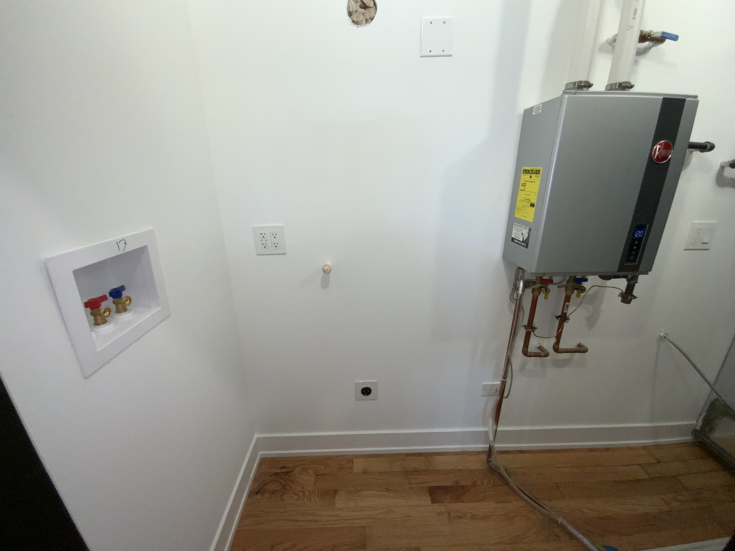 6325 S Langley Avenue