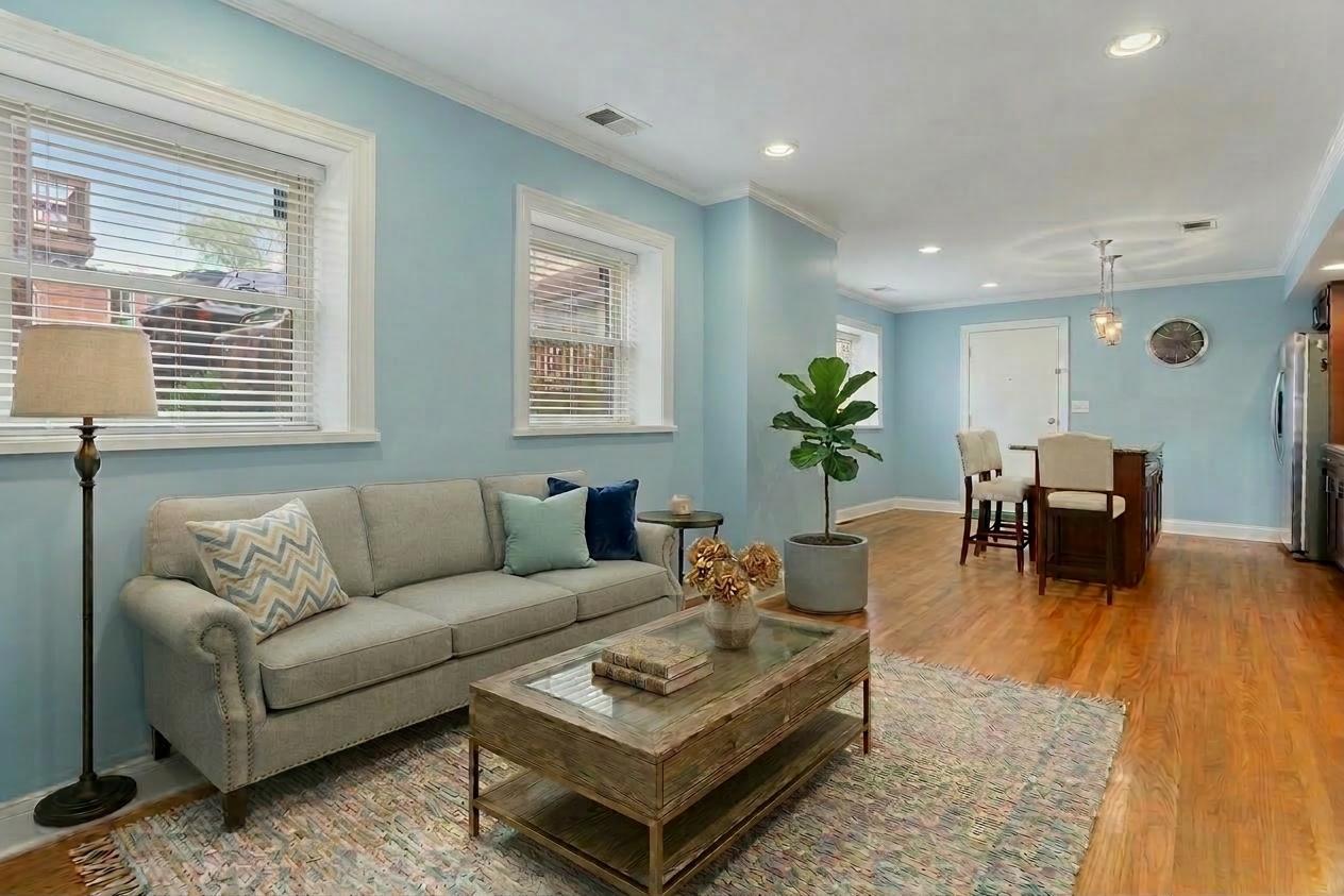 4721 S Greenwood Avenue Unit: LL