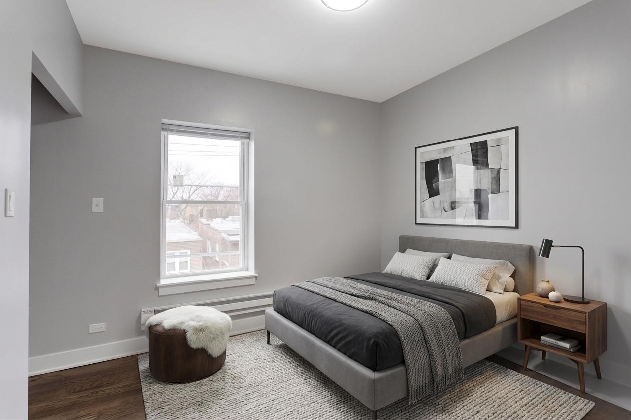 8022 S Ellis Avenue Unit: 1B