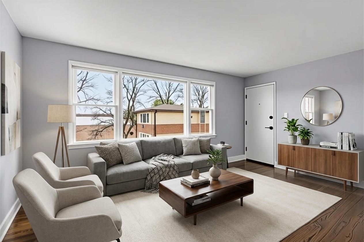 7900 S Merrill Avenue Unit: 3E