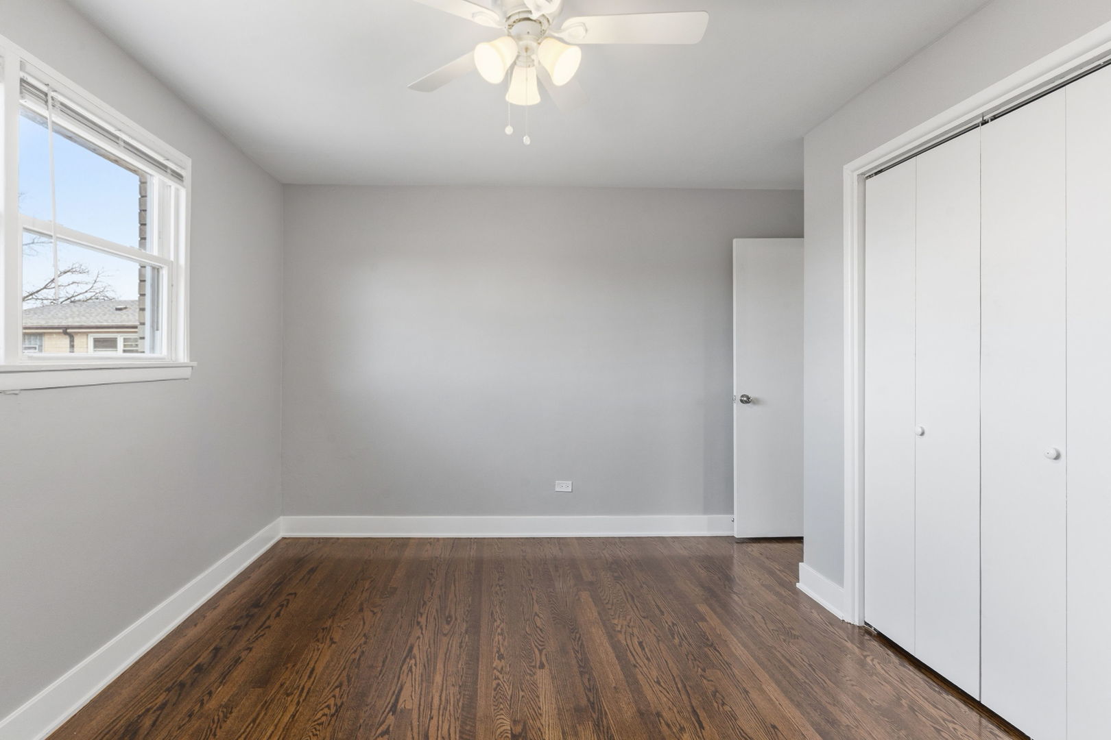 7900 S Merrill Avenue Unit: 3E